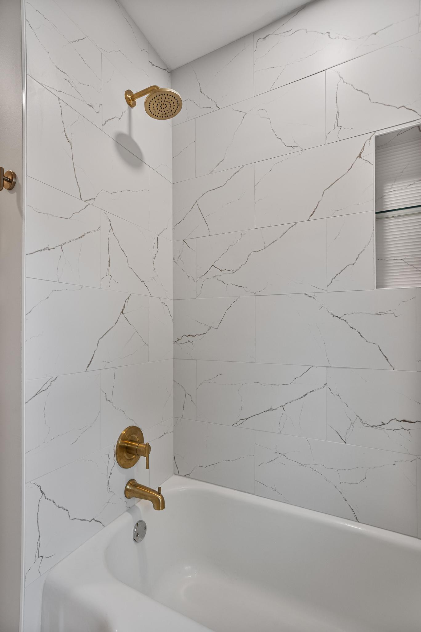 Bathroom - Main Shower Tub.jpg