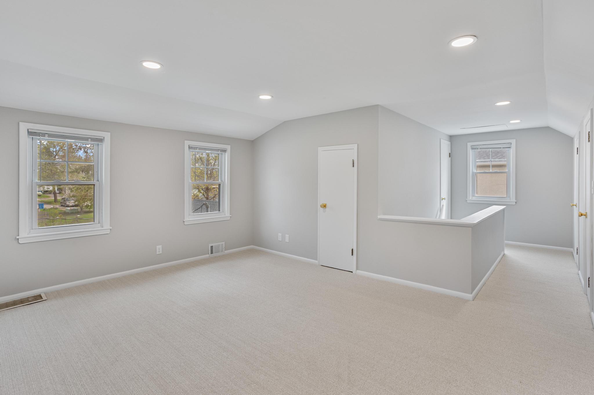 Owners Suite - Upper.jpg