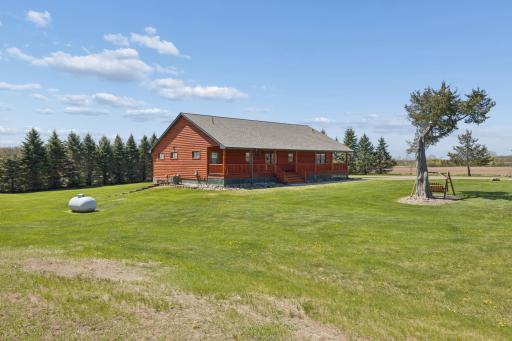 17991 Glendorado Road, Princeton, MN 55371