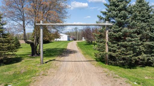 17991 Glendorado Road, Princeton, MN 55371