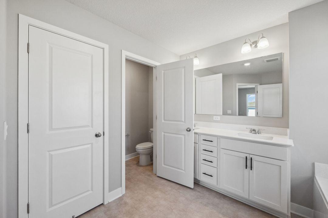 *Photos used are of a previous model home for purposes of close representation.