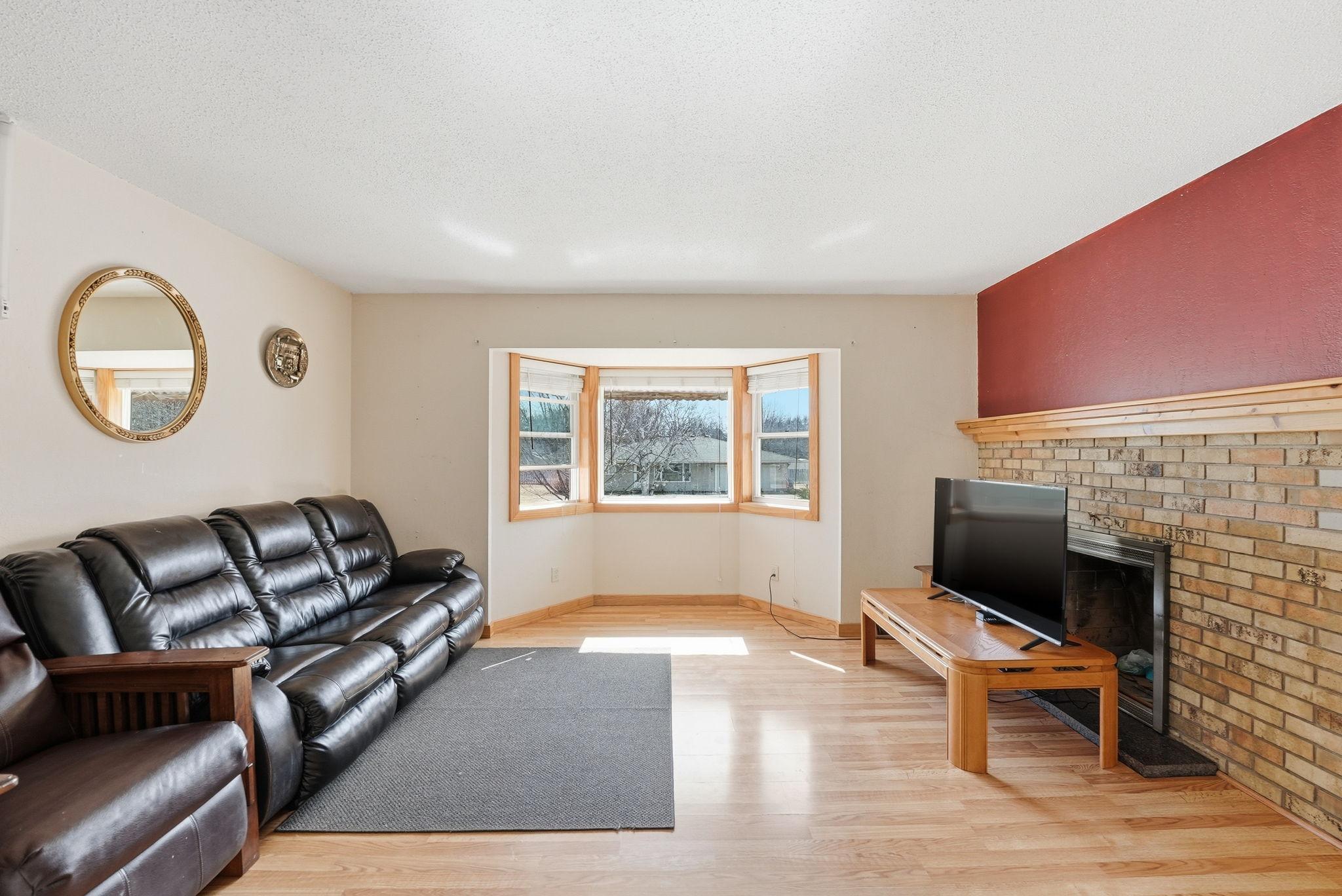 24-web-or-mls-DSC03925.jpg
