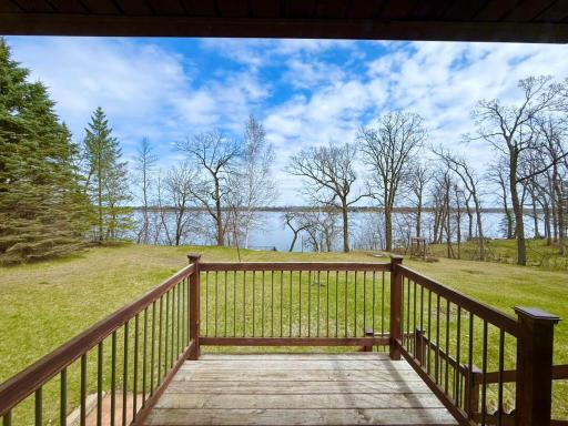 30282 Cordes Beach Rd, Henning, MN 56551