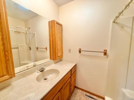 30282 Cordes Beach Rd, Henning, MN 56551