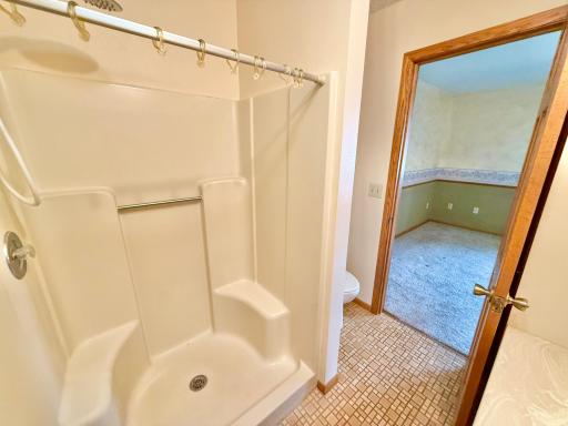 30282 Cordes Beach Rd, Henning, MN 56551
