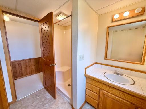 30282 Cordes Beach Rd, Henning, MN 56551