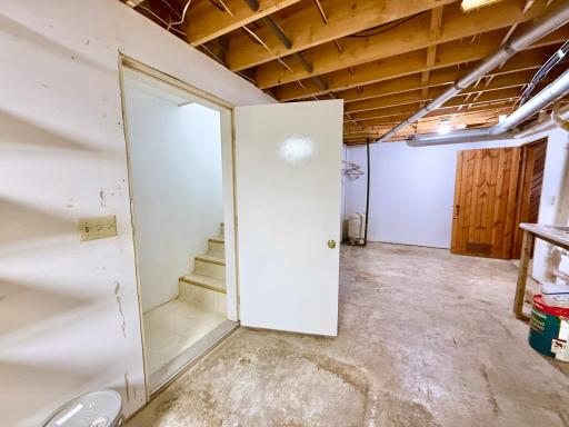 30282 Cordes Beach Rd, Henning, MN 56551