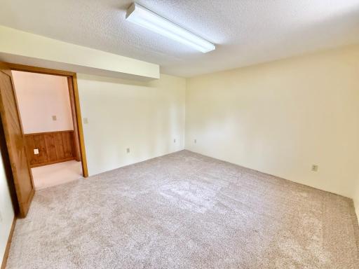 30282 Cordes Beach Rd, Henning, MN 56551