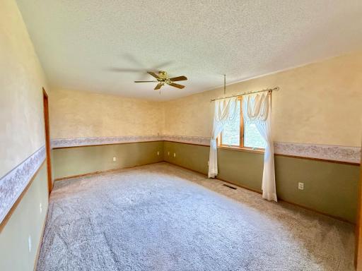 30282 Cordes Beach Rd, Henning, MN 56551
