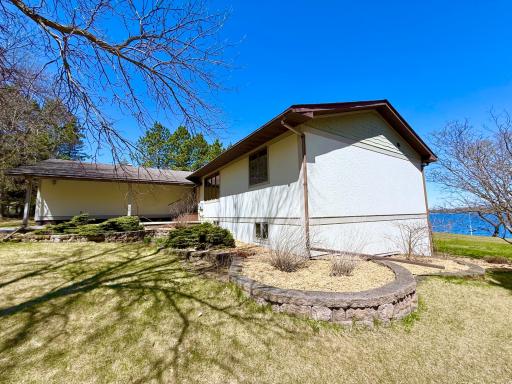 30282 Cordes Beach Rd, Henning, MN 56551