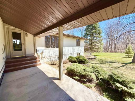 30282 Cordes Beach Rd, Henning, MN 56551