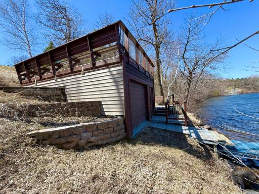 30282 Cordes Beach Rd, Henning, MN 56551