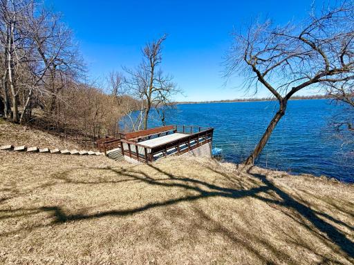 30282 Cordes Beach Rd, Henning, MN 56551