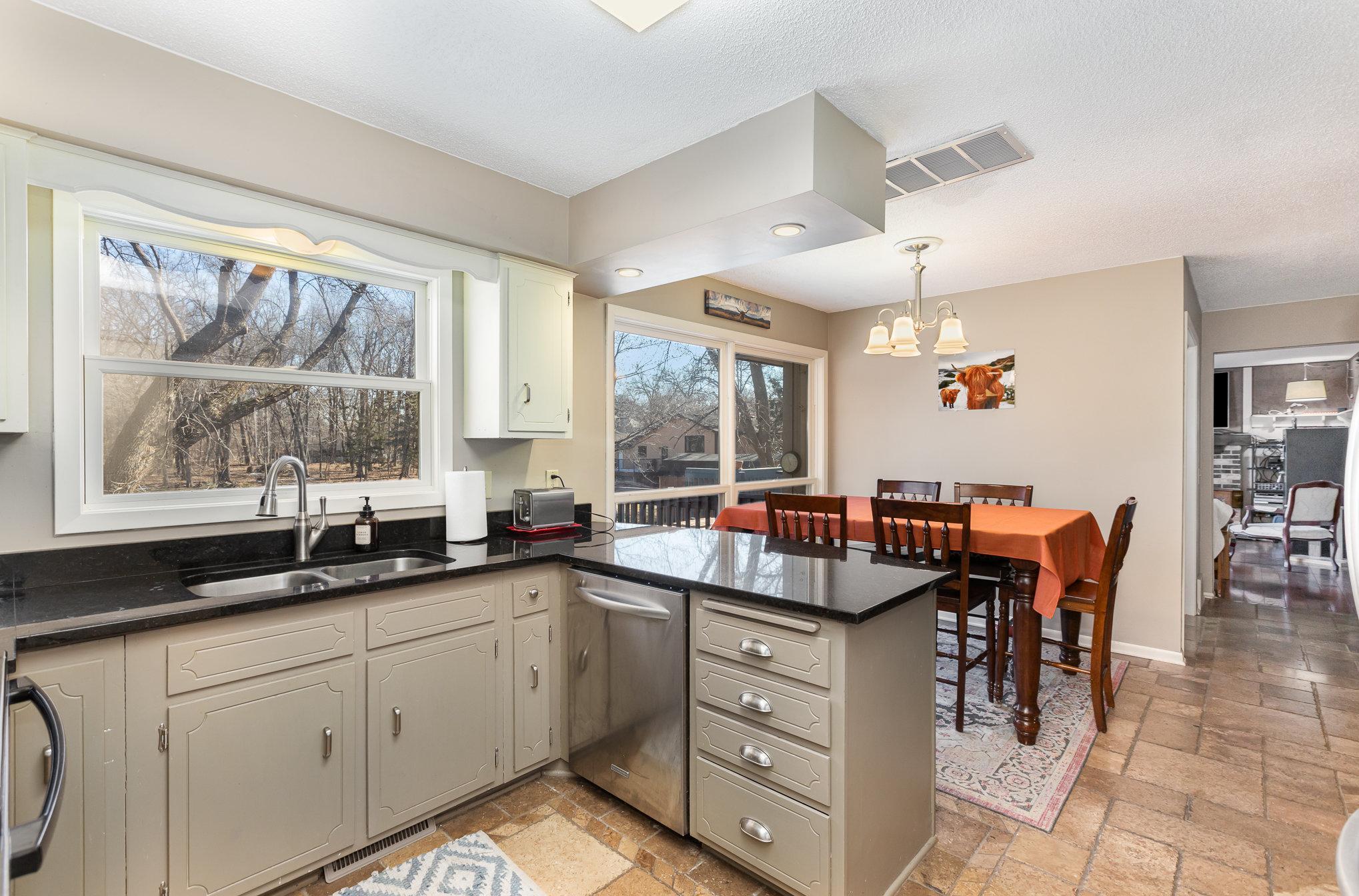 Main Kitchen.jpg