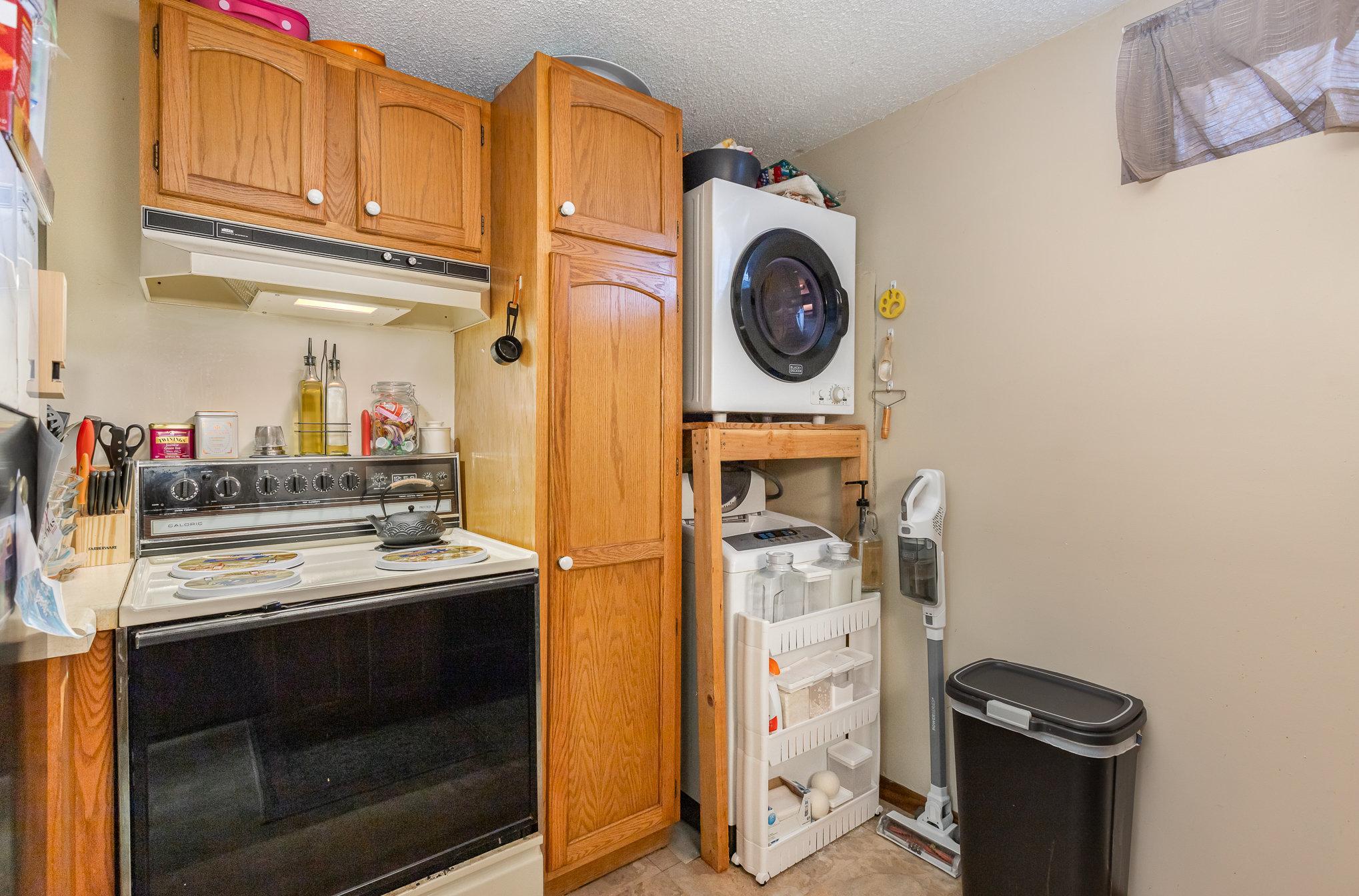 LL Kitchen.jpg