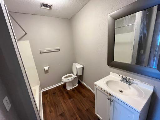Montgomery, MN 56069