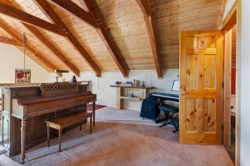 11769 Laurie Road, Floodwood, MN 55736