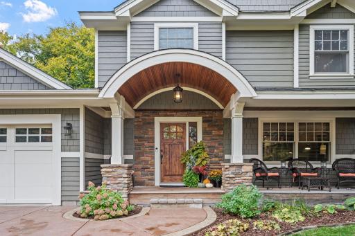 1012 Kaymar Lane, Burnsville, MN 55306