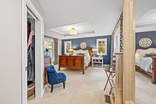 1012 Kaymar Lane, Burnsville, MN 55306