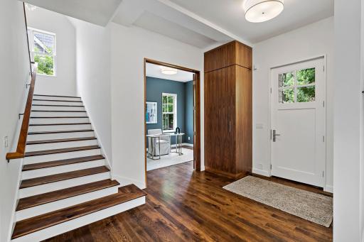 721 Osceola Avenue, Saint Paul, MN 55105