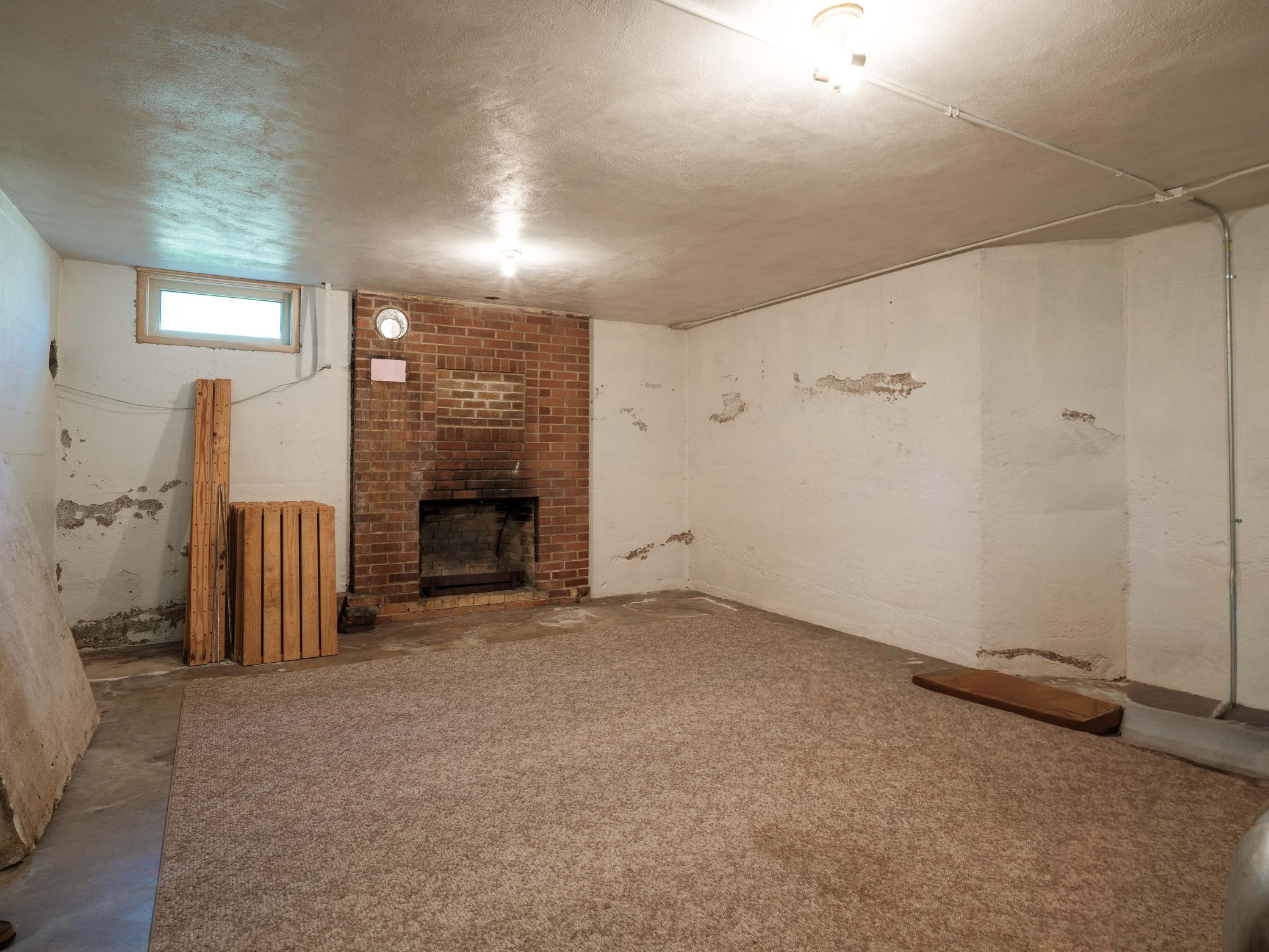 1201 W Center St-251.jpg