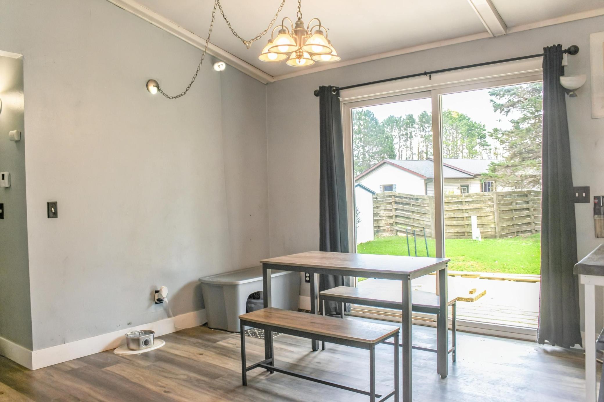 dining room.jpeg