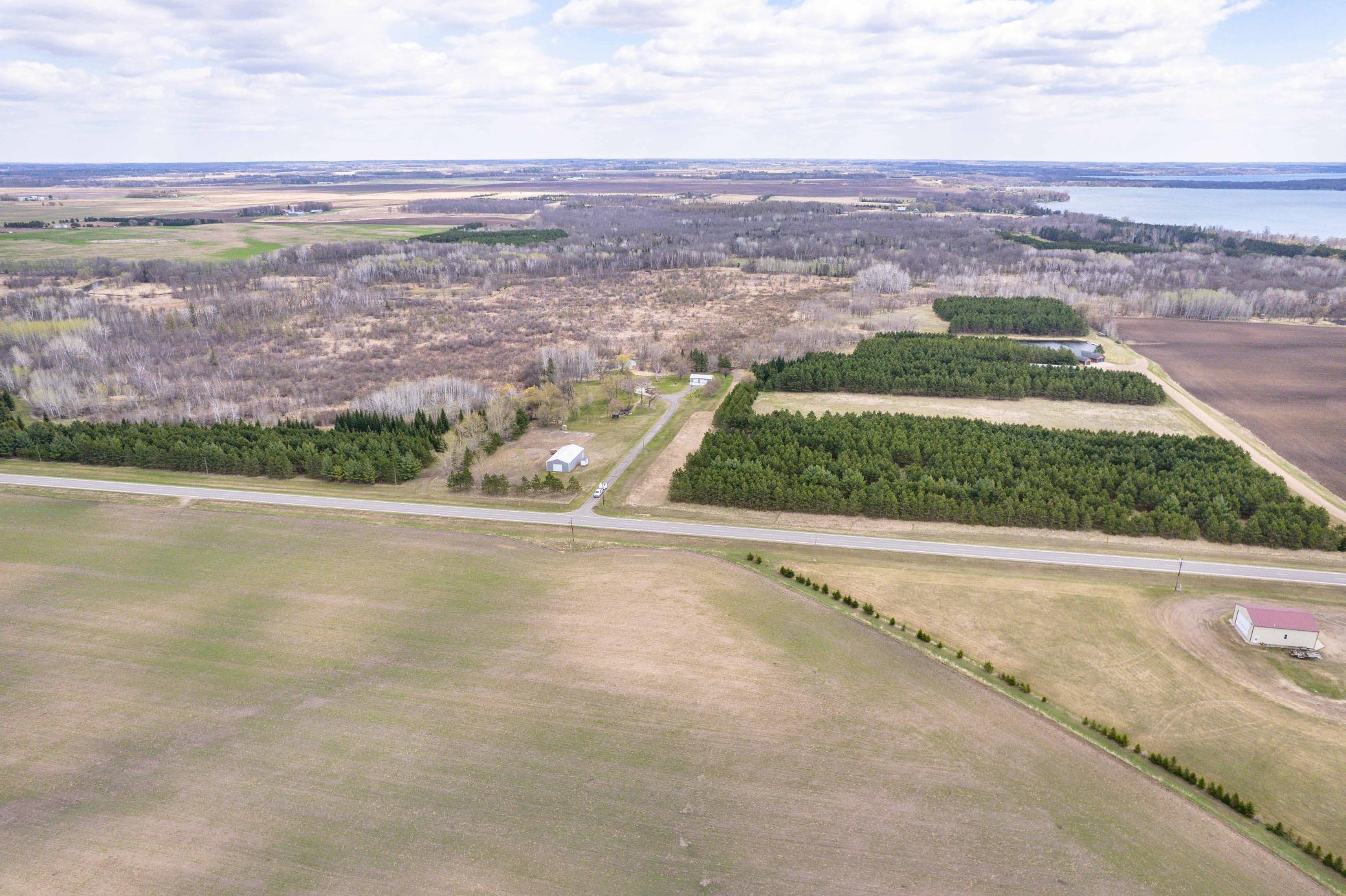 47500 Co HWY 51 Perham-308.jpg