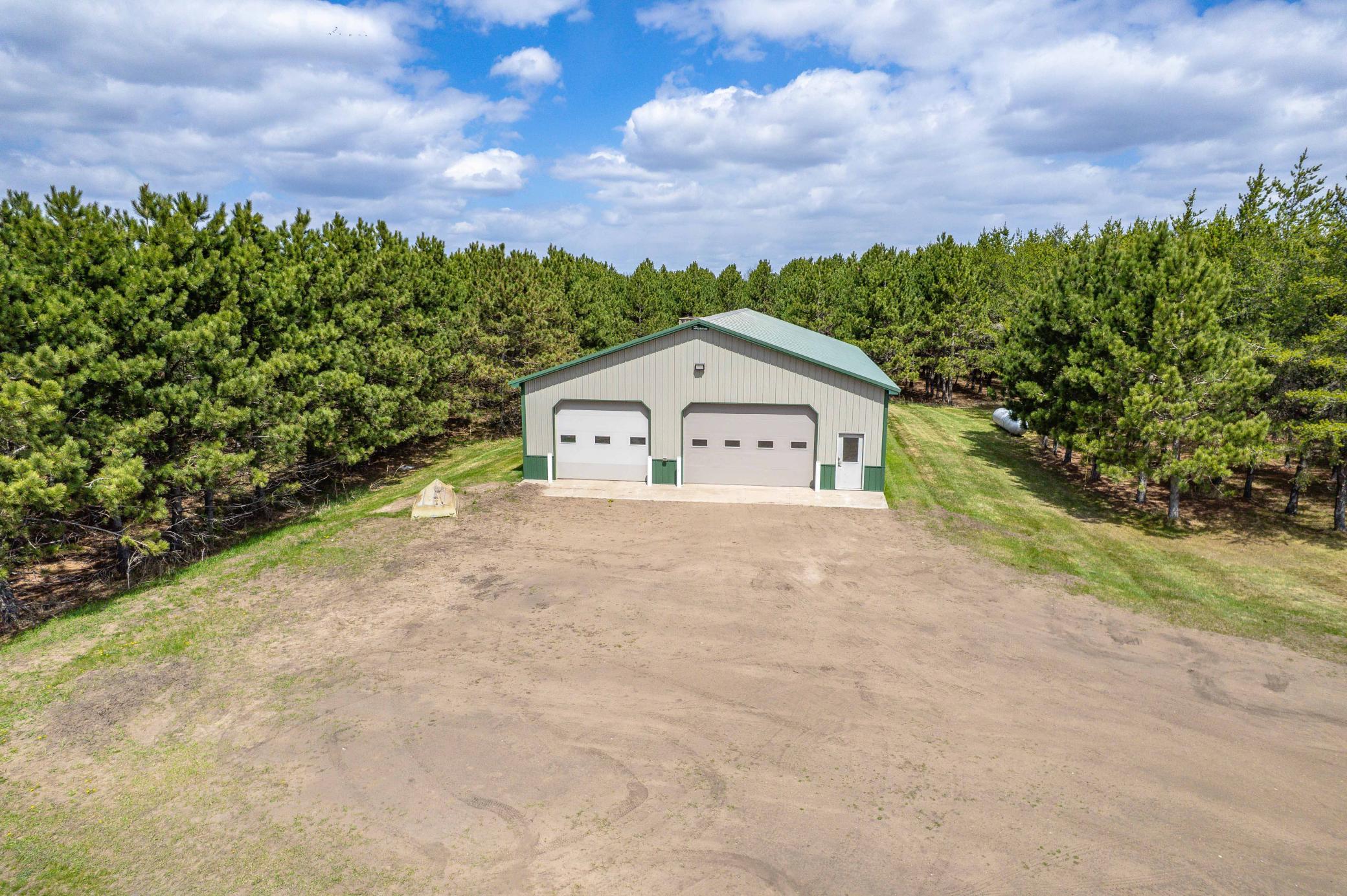 47500 Co HWY 51 Perham-302.jpg