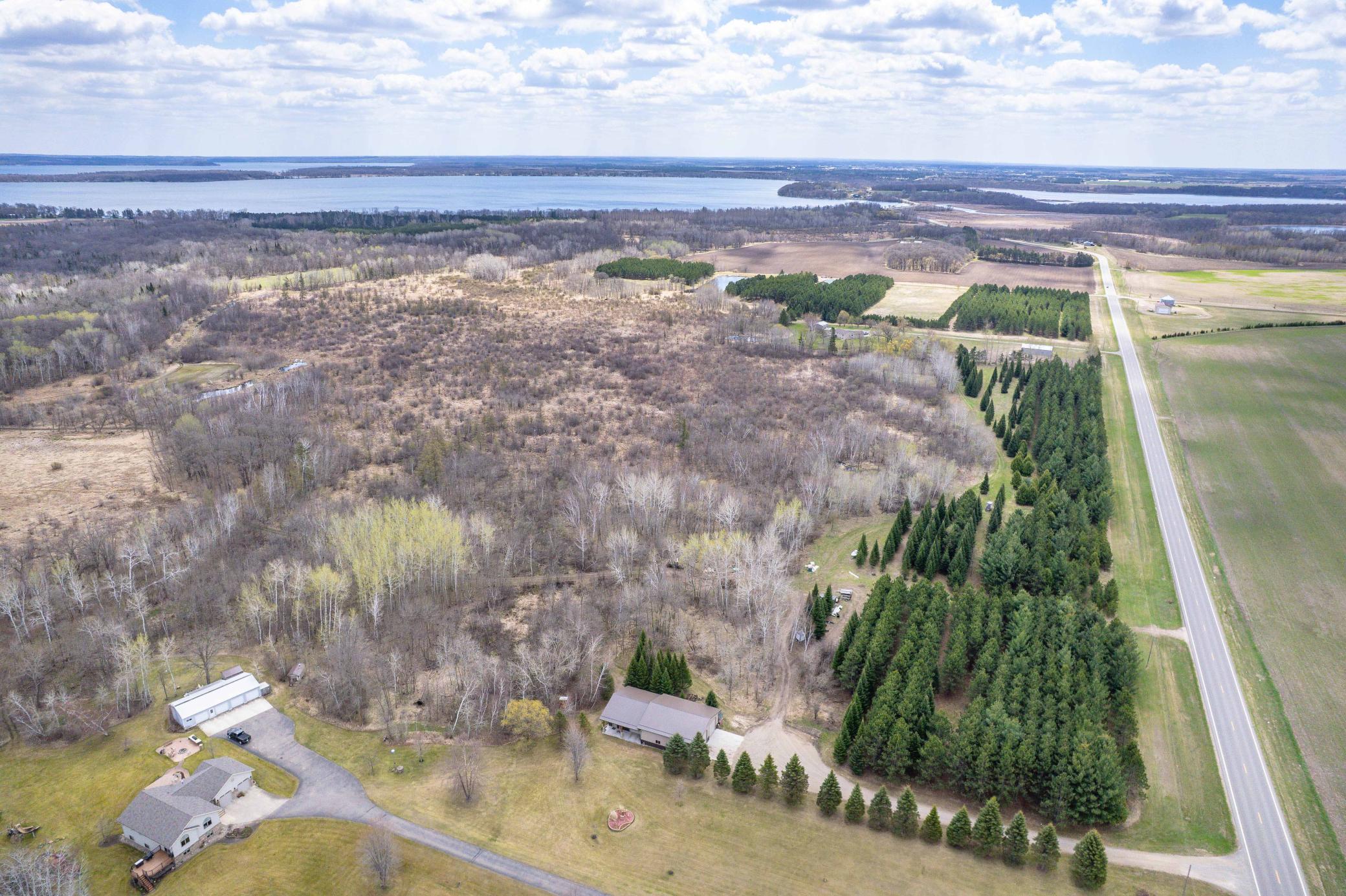 47500 Co HWY 51 Perham-312.jpg