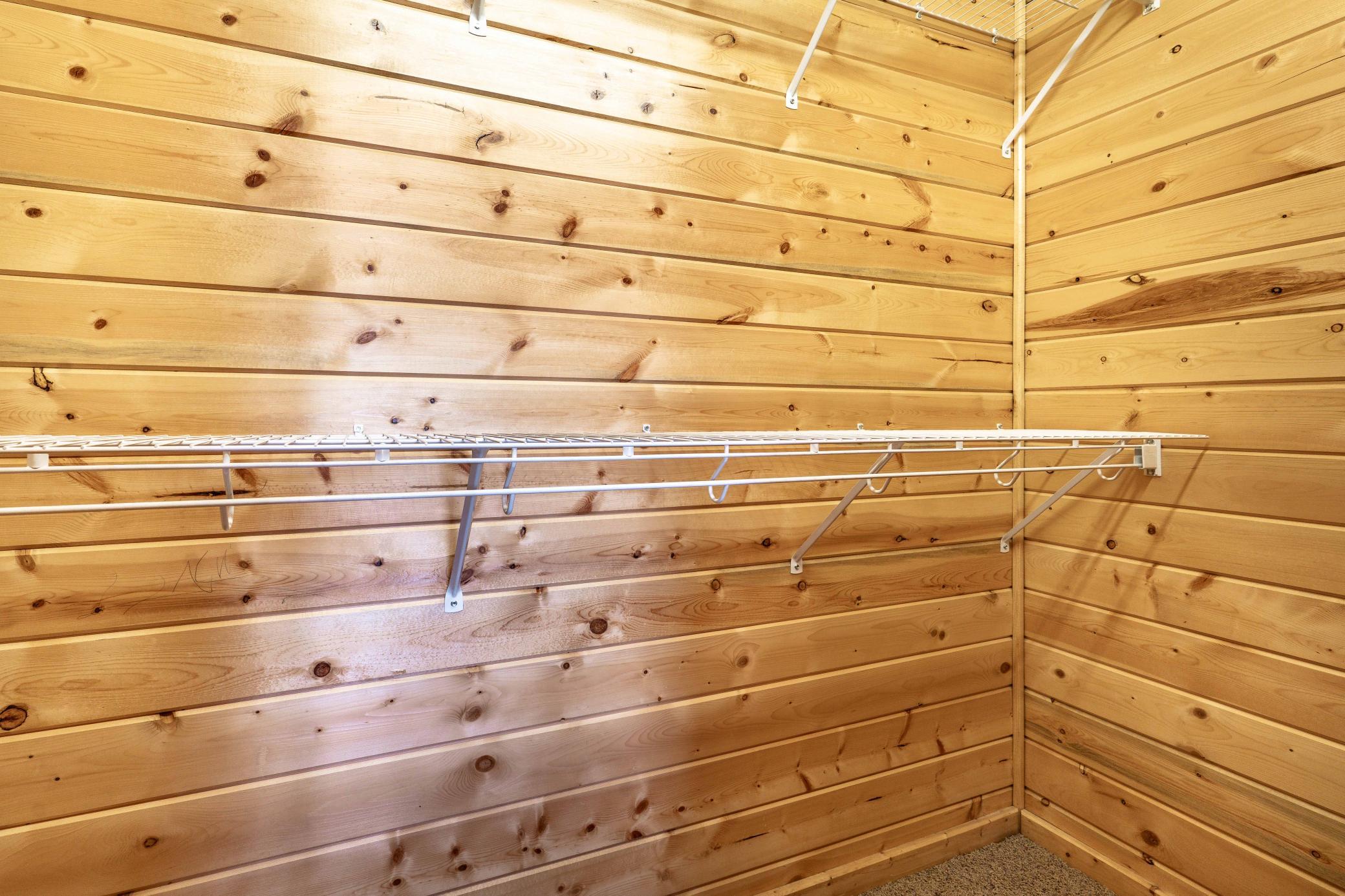 47500 Co HWY 51 Perham-219.jpg