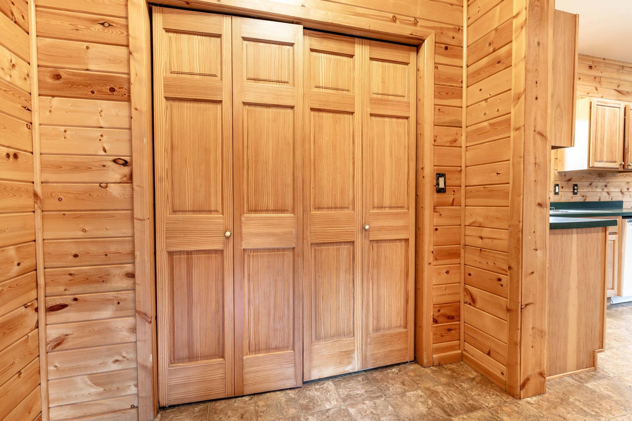 47500 Co HWY 51 Perham-204.jpg