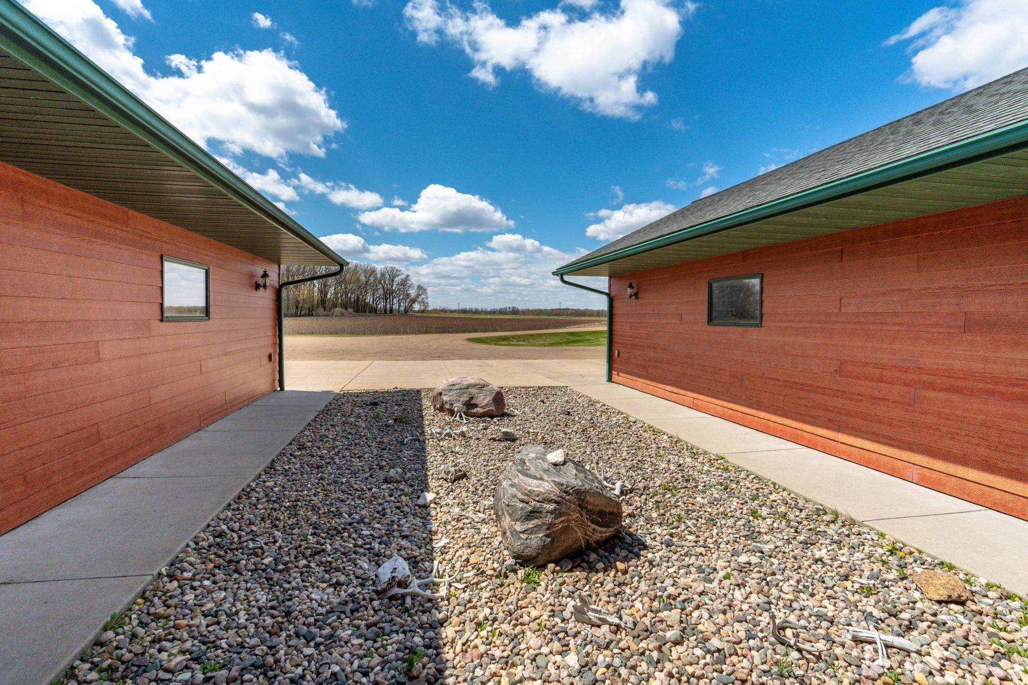 47500 Co HWY 51 Perham-111.jpg