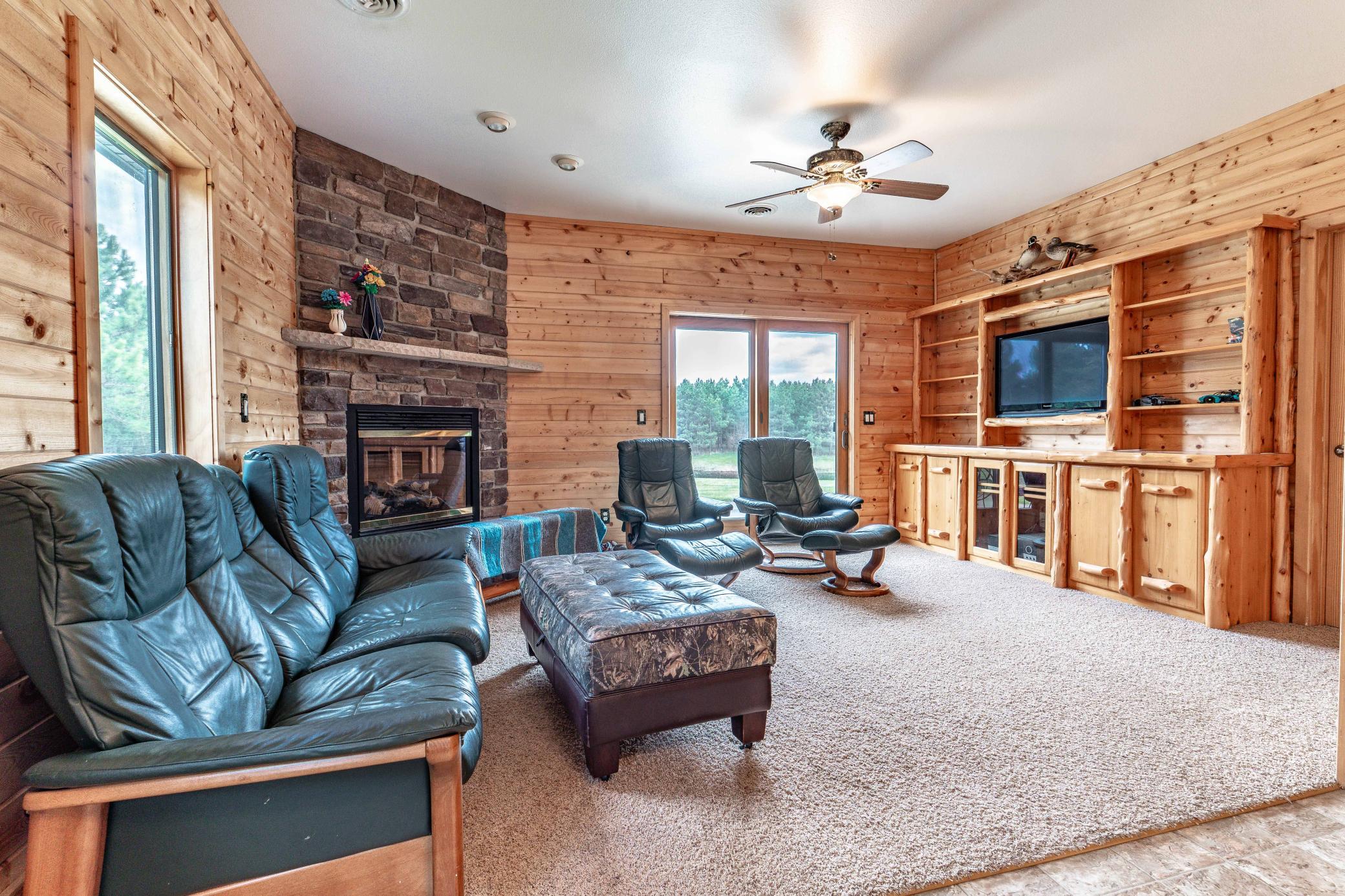 47500 Co HWY 51 Perham-211.jpg