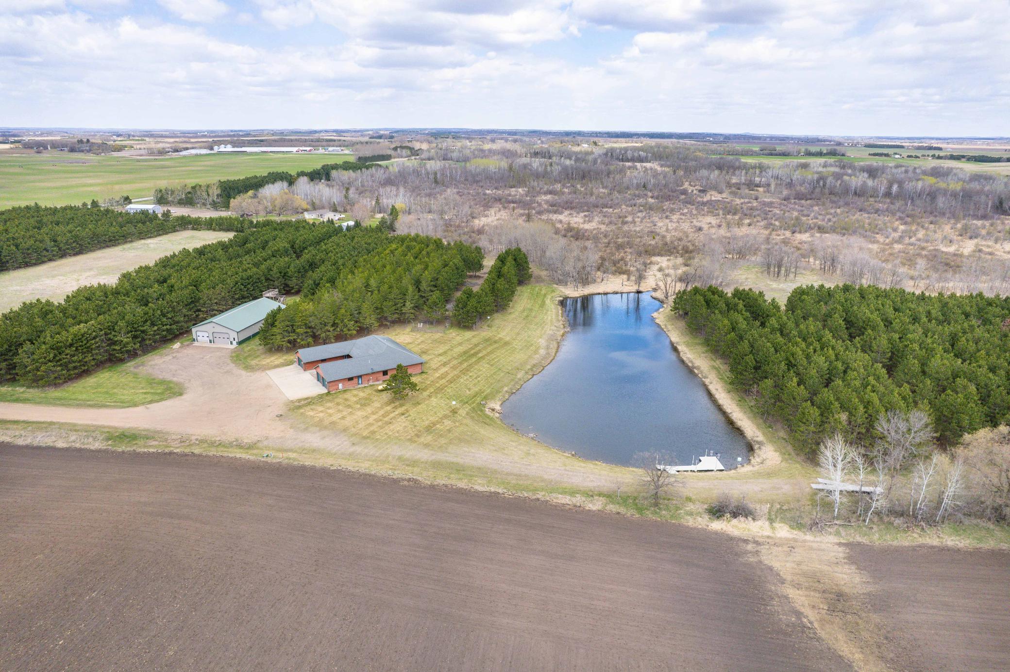 47500 Co HWY 51 Perham-317.jpg