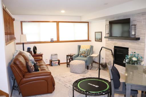 398 Pleasant Hill Drive, Winona, MN 55987