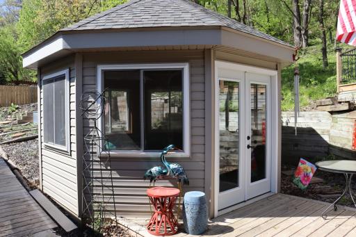 398 Pleasant Hill Drive, Winona, MN 55987