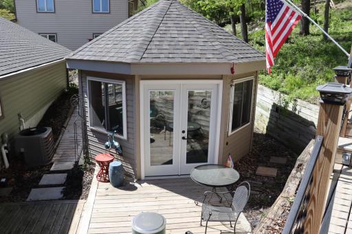 398 Pleasant Hill Drive, Winona, MN 55987