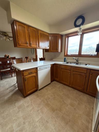 359 156th Avenue NE, Mayville, ND 58257
