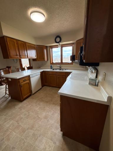 359 156th Avenue NE, Mayville, ND 58257