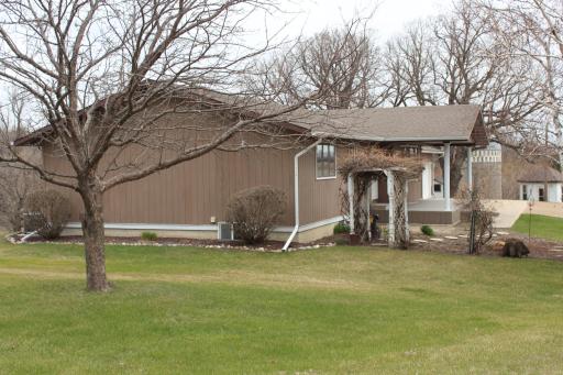 359 156th Avenue NE, Mayville, ND 58257