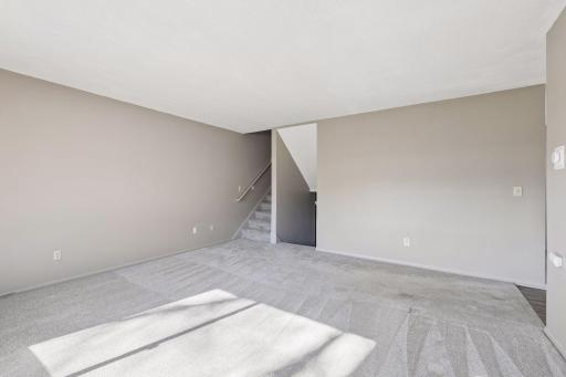 6342 Saint Johns Drive, Eden Prairie, MN 55346