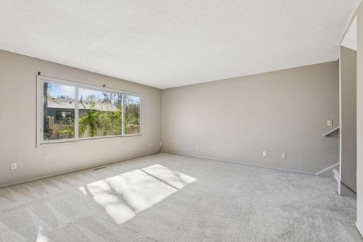 6342 Saint Johns Drive, Eden Prairie, MN 55346