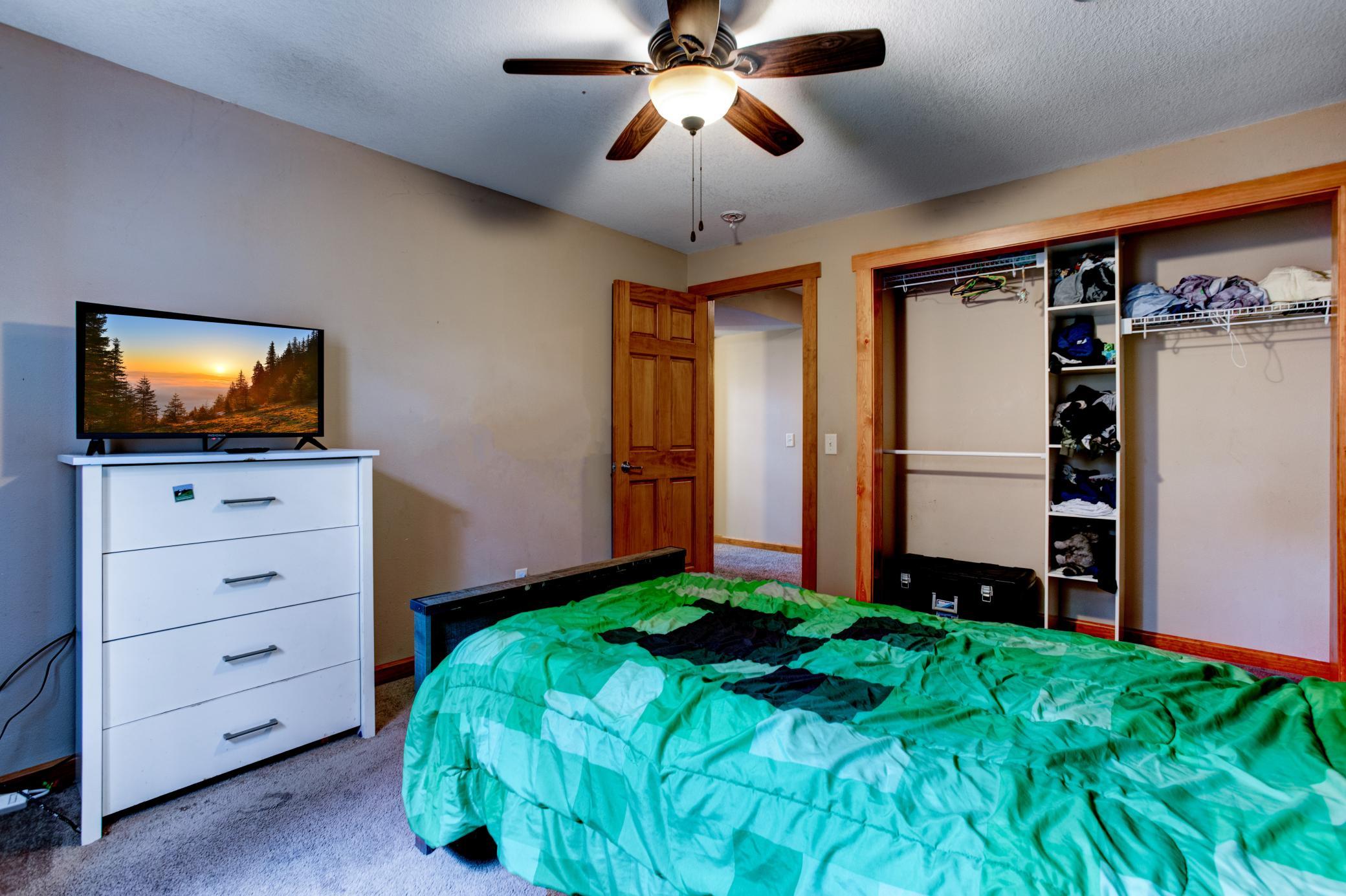 Kids Bdrm2.jpg
