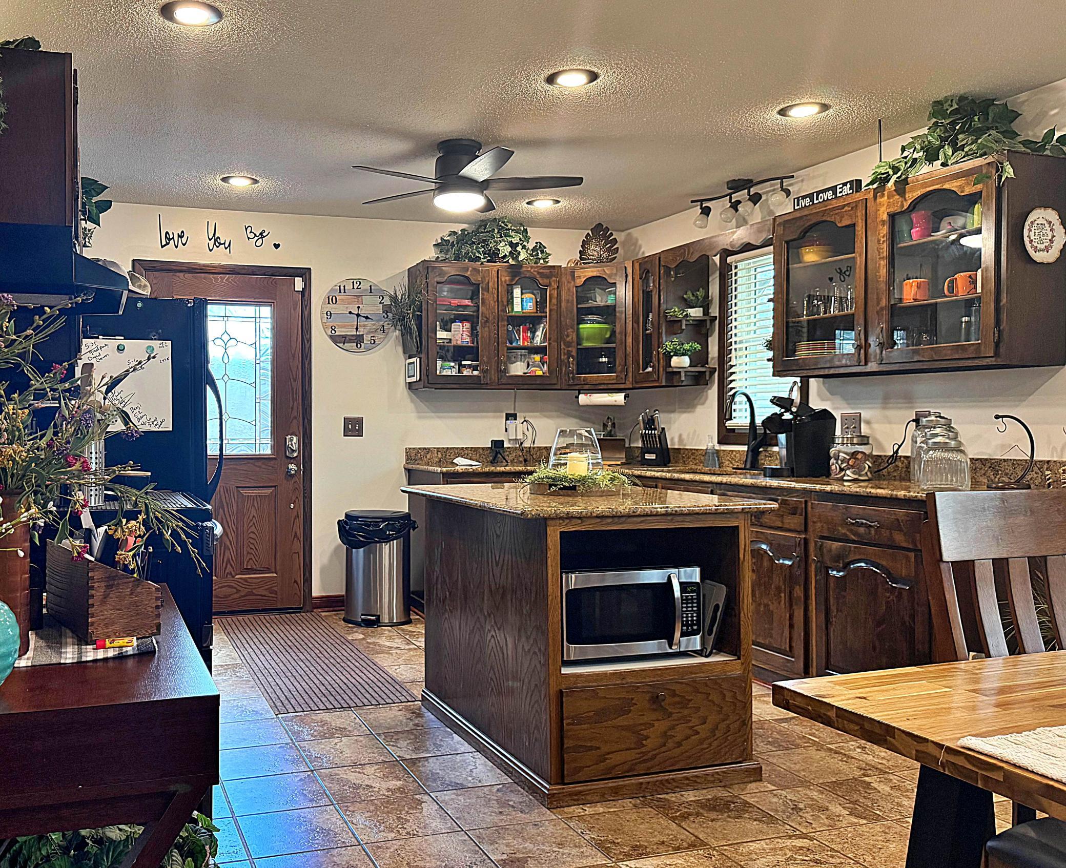 Kitchen.jpeg
