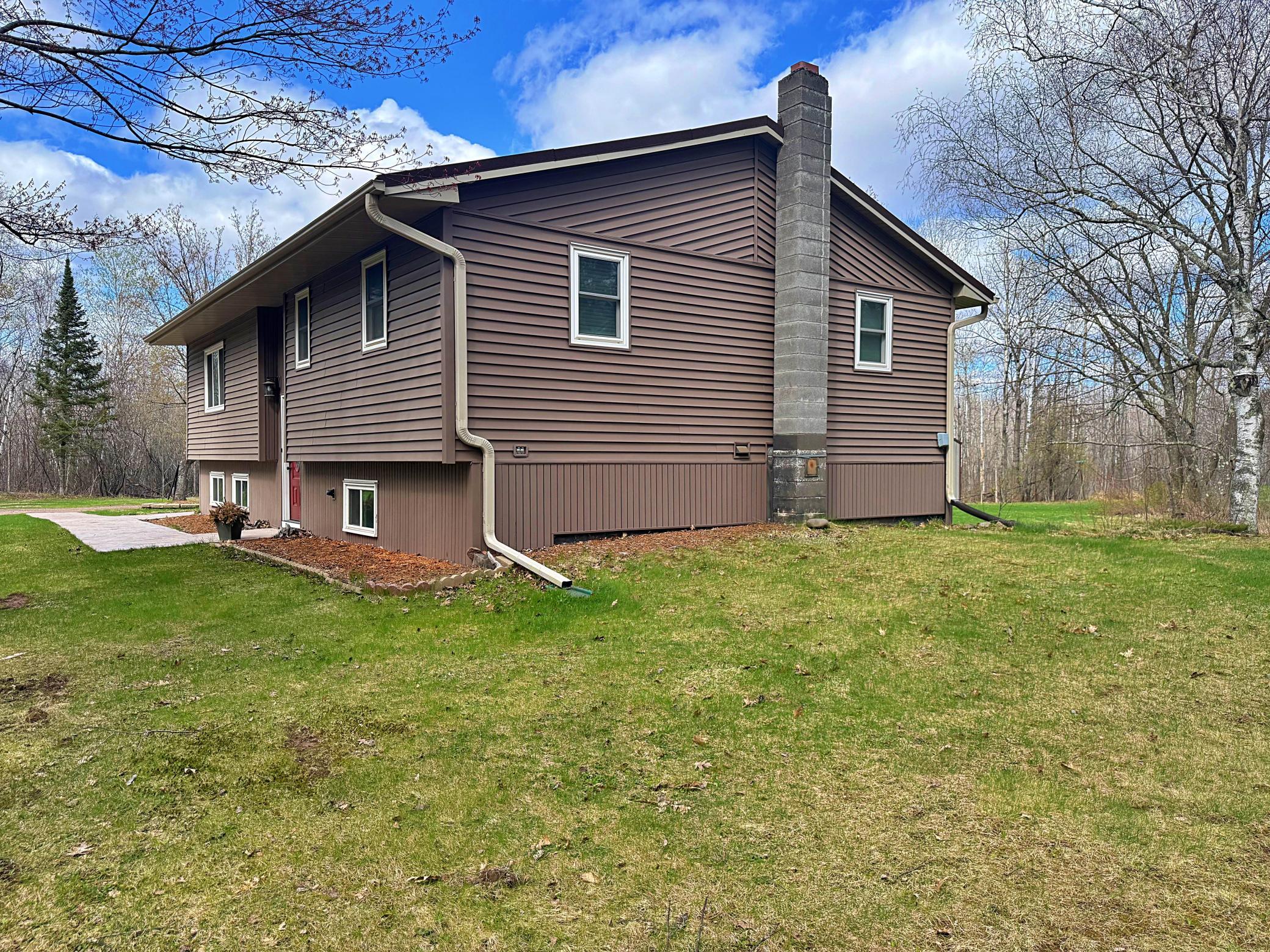 Side view of home with chimney.jpeg