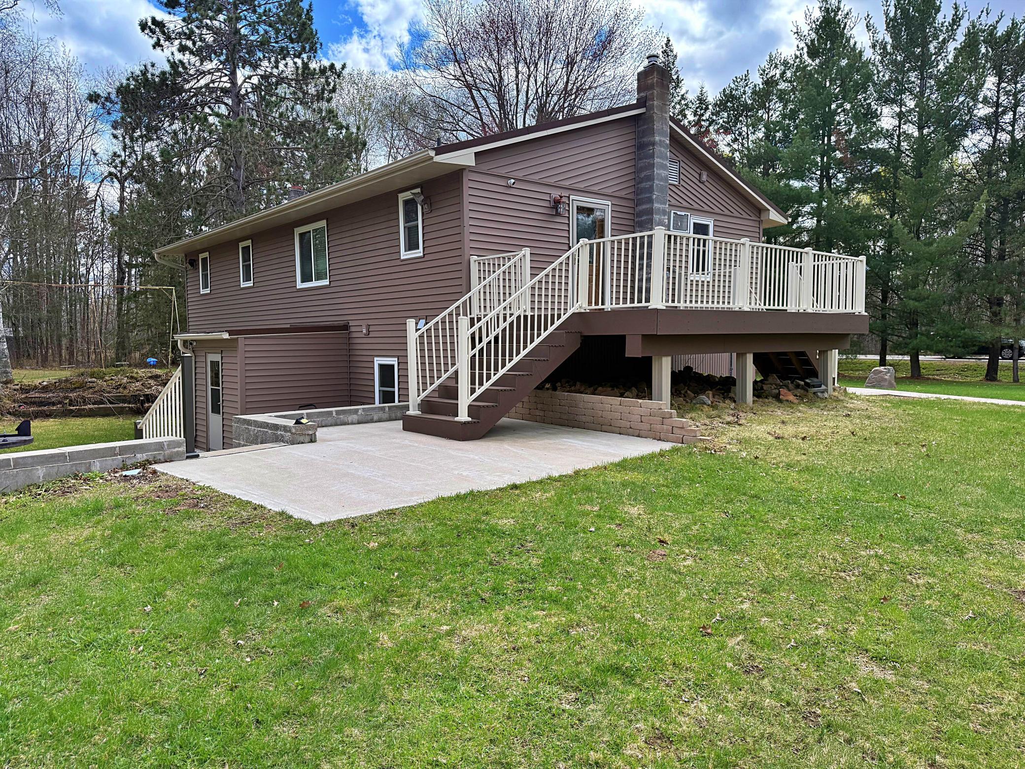 Main view of home with deck.jpeg