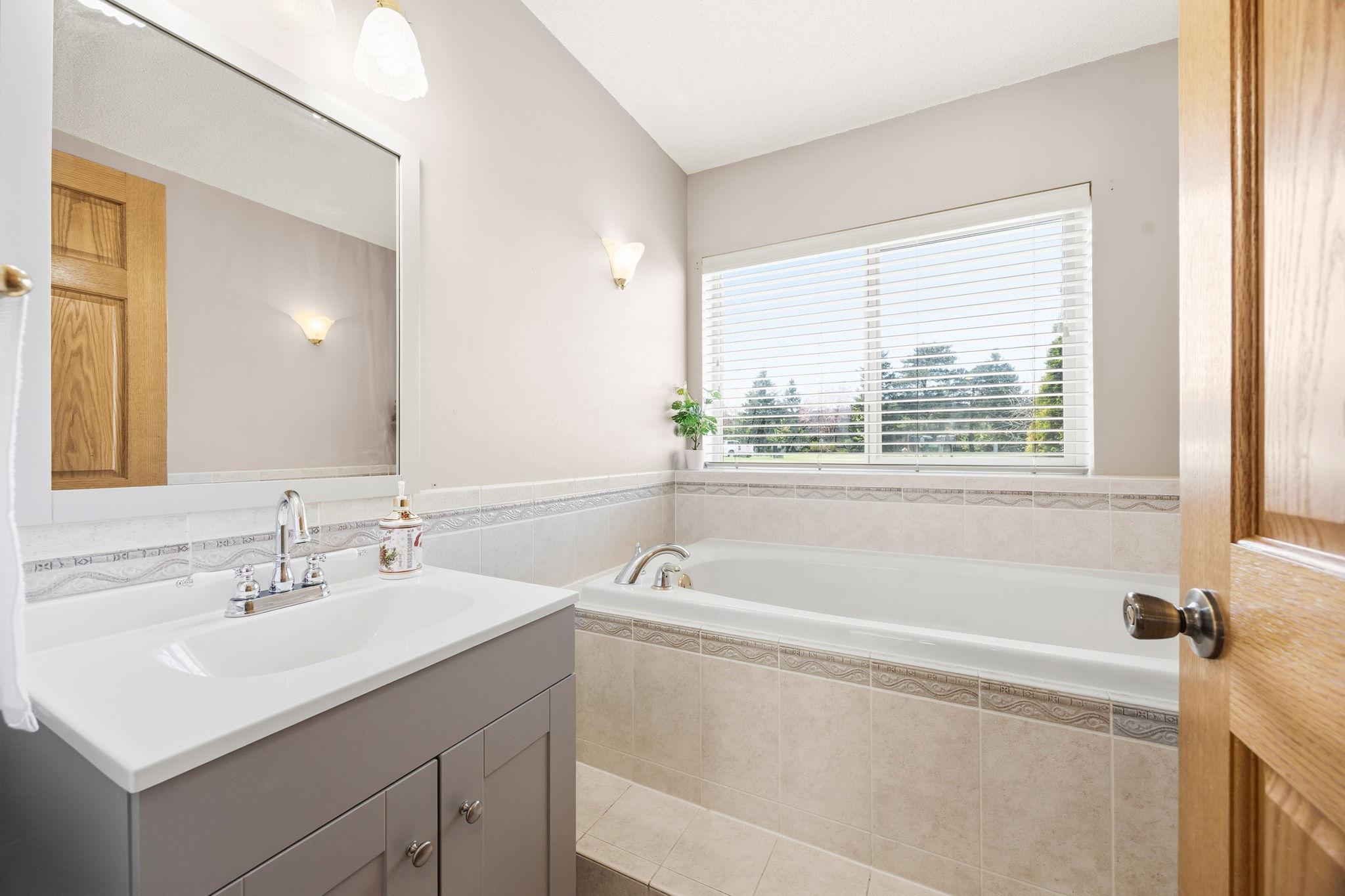 13-web-or-mls-109.jpg