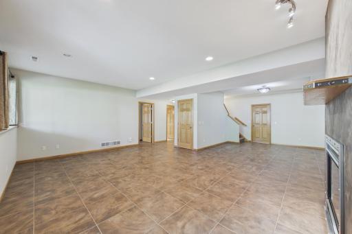 920 Keystone Court N, 7, Hudson, WI 54016