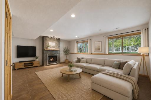 920 Keystone Court N, 7, Hudson, WI 54016