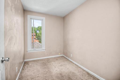 1119 Charles Avenue, Saint Paul, MN 55104